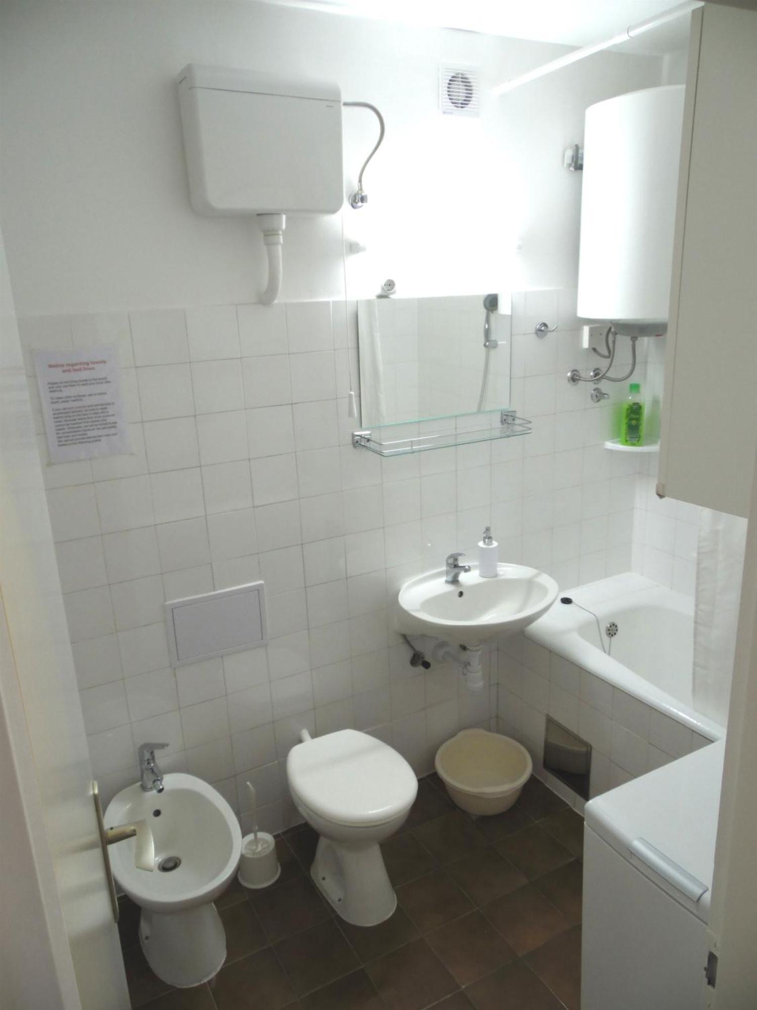 Eurit Shown In Detail Apartman
